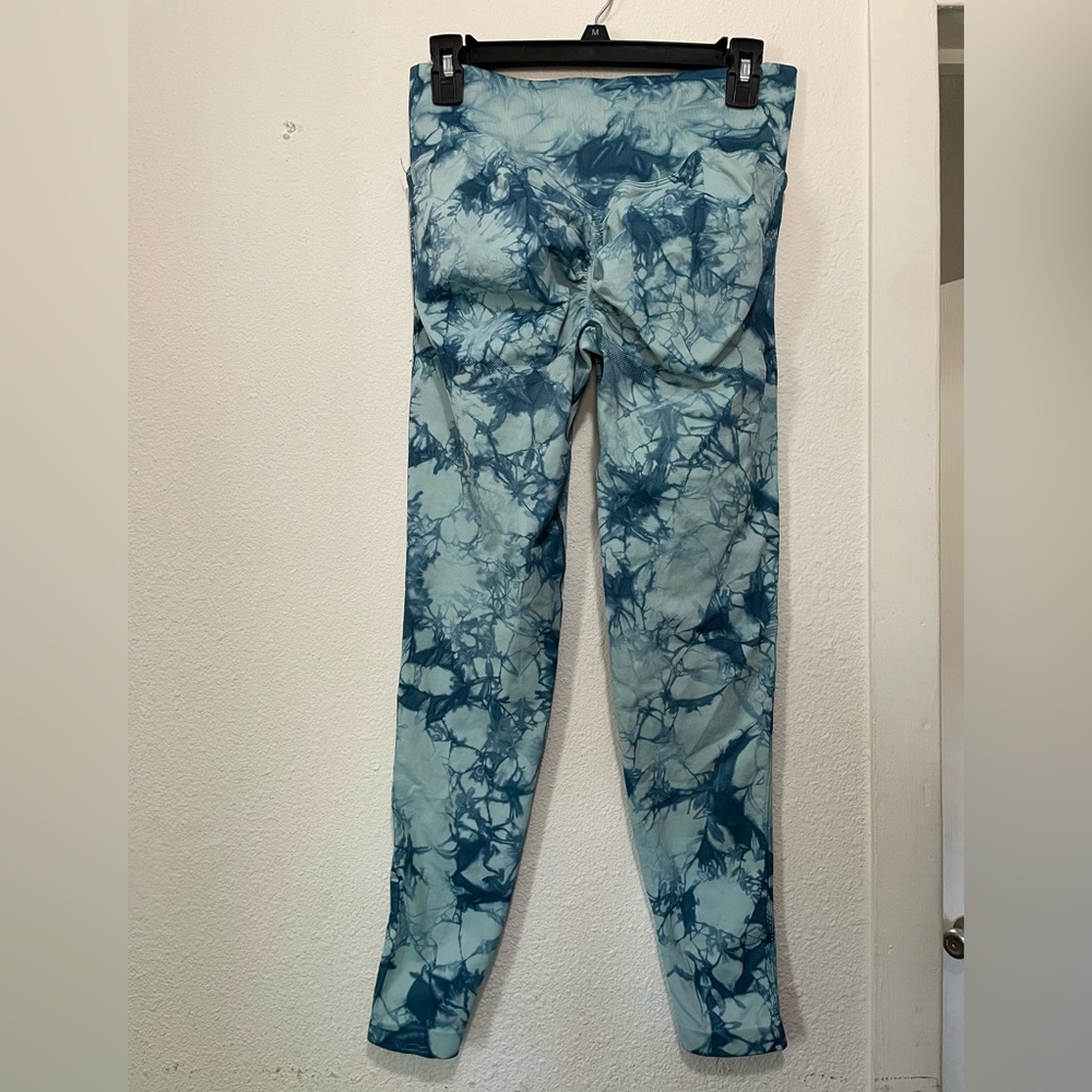 Women's Blue Tie-Dye Leggings